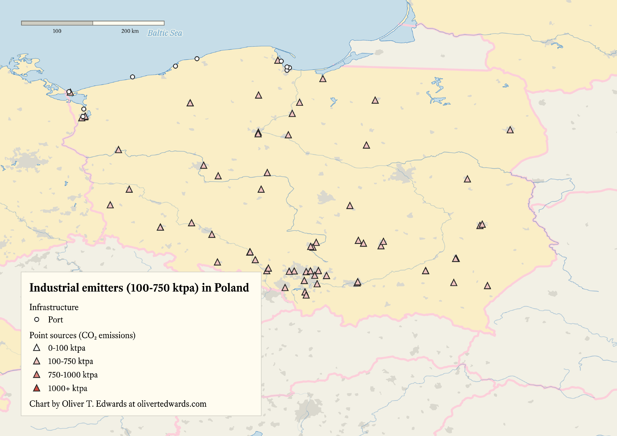 Map showing geographic distribution mid-sized CO₂ point sources (100-750 ktpa) across Poland, highlighting inland clusters and proximity to industrial regions.
